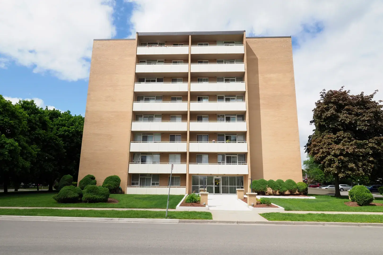 Margaret Apartments — photo 3 of 10