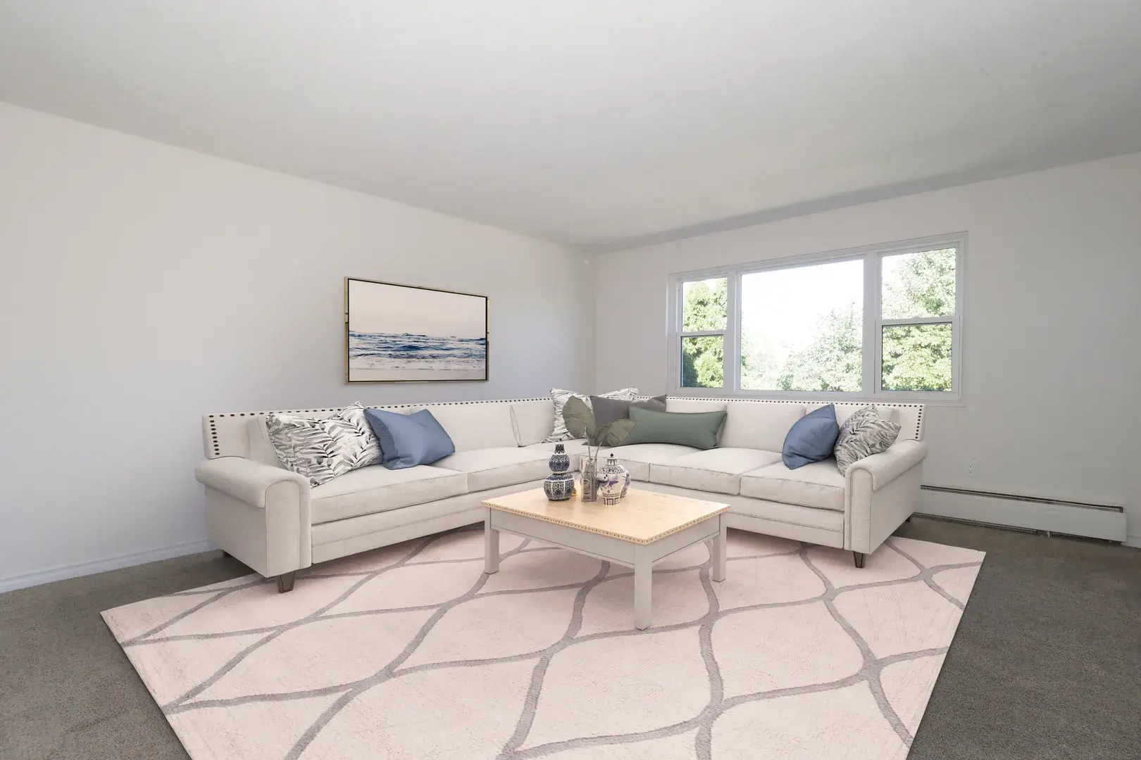 Lorraine Apartments — photo 9 of 10